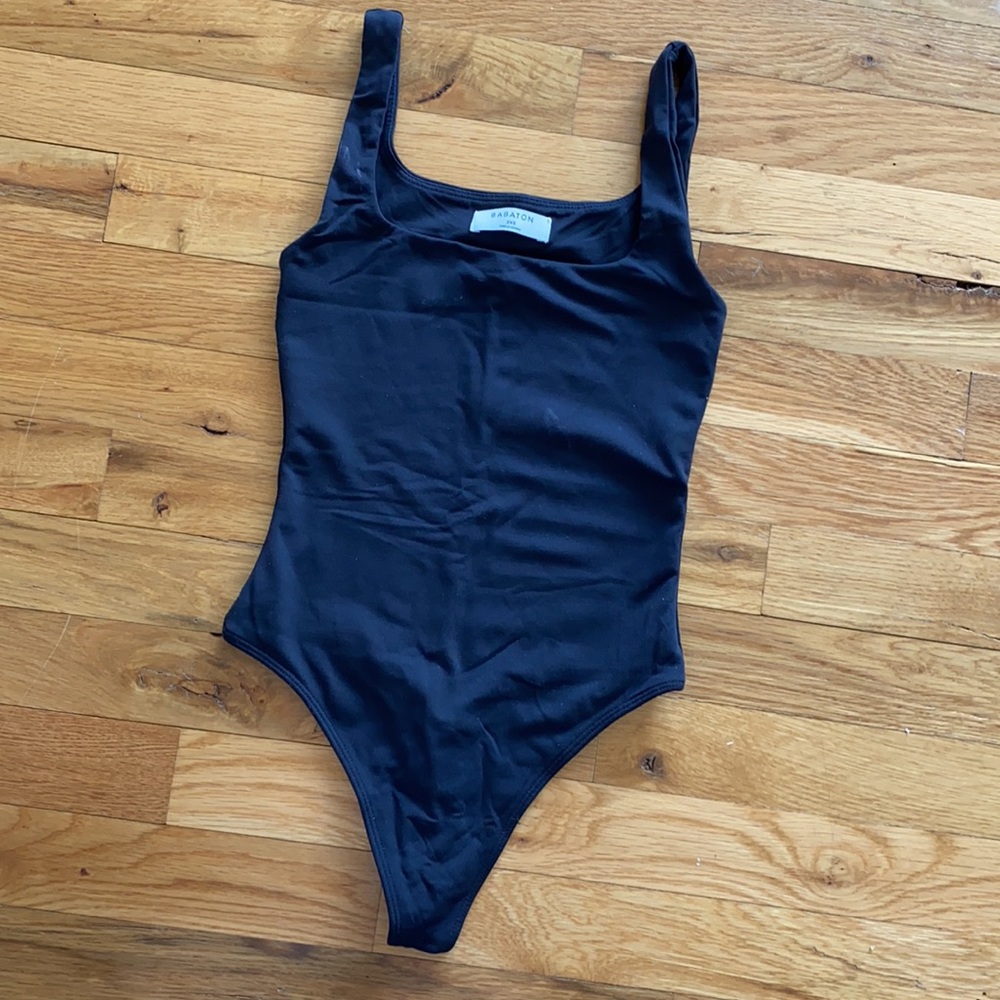 Contour Bodysuit SOLD ⚠️